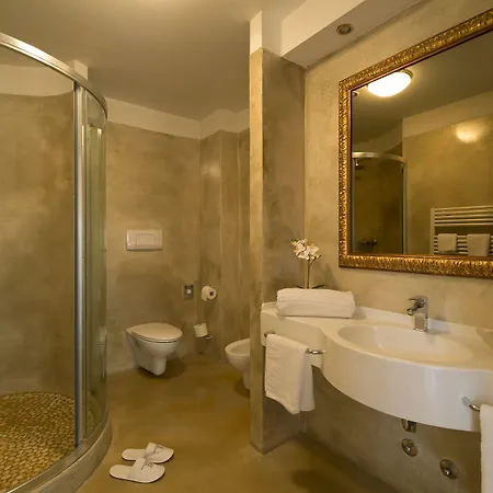 Szálloda Il Castelletto 4*